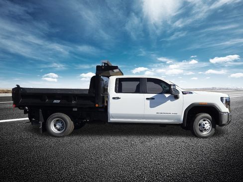 New 2025 GMC Sierra 3500 Pro w/ Convenience Package AWD/4WD image 21