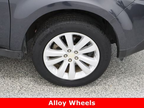 Used 2011 Subaru Forester 2.5X Premium image 5