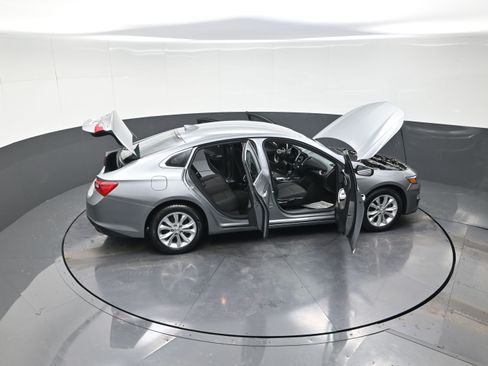 Used 2024 Chevrolet Malibu LT image 14
