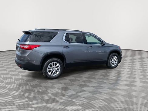 Used 2020 Chevrolet Traverse LT image 7