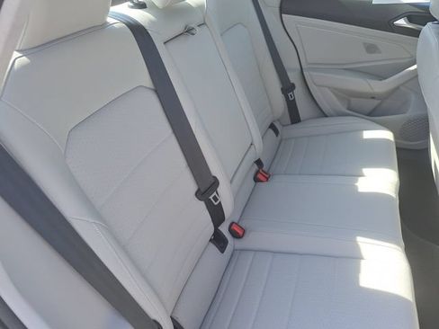 Certified 2023 Volkswagen Jetta SE FWD image 12