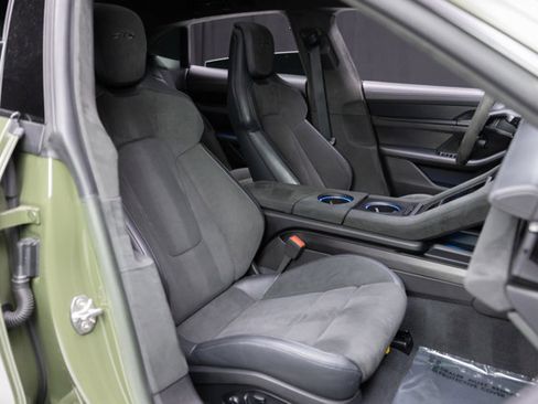 Used 2023 Porsche Taycan GTS image 58