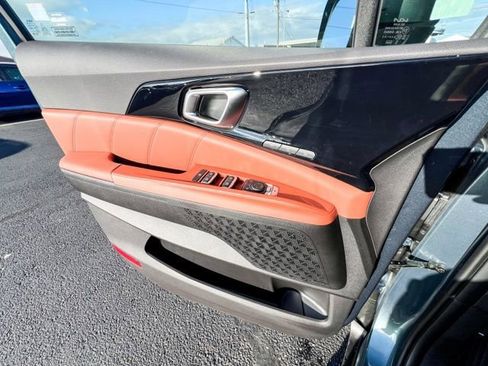 New 2026 Kia Carnival SX Prestige FWD image 16