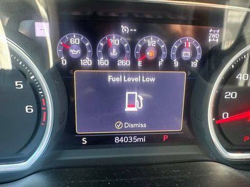 Used 2020 Chevrolet Silverado 1500 High Country w/ Technology Package AWD/4WD image 12