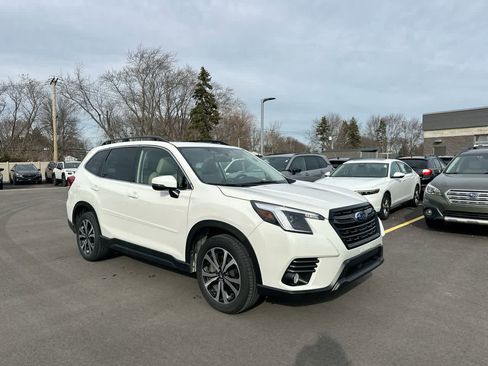 Certified 2023 Subaru Forester Limited image 15