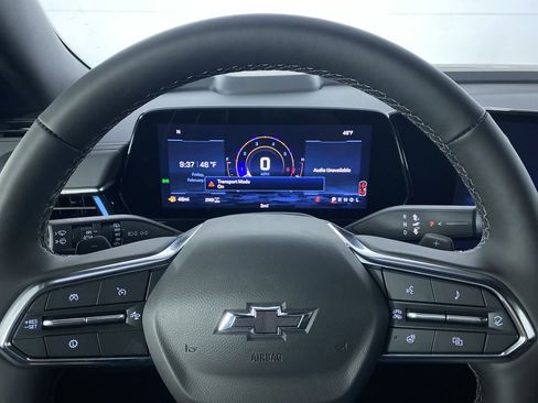 New 2026 Chevrolet Suburban Z71 w/ Comfort Package image 3