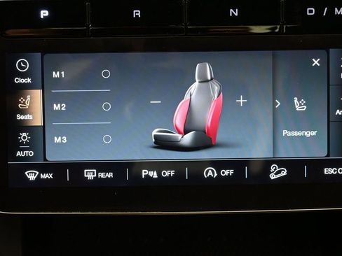 Used 2023 Maserati Grecale Modena AWD/4WD image 18