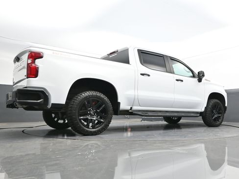 Used 2021 Chevrolet Silverado 1500 LT Trail Boss w/ Bed Protection Package image 43