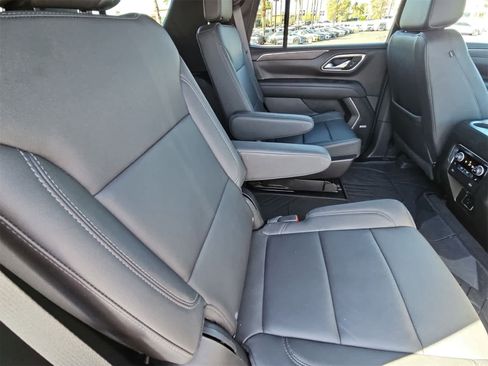 Used 2024 Chevrolet Tahoe Z71 w/ Luxury Package image 17