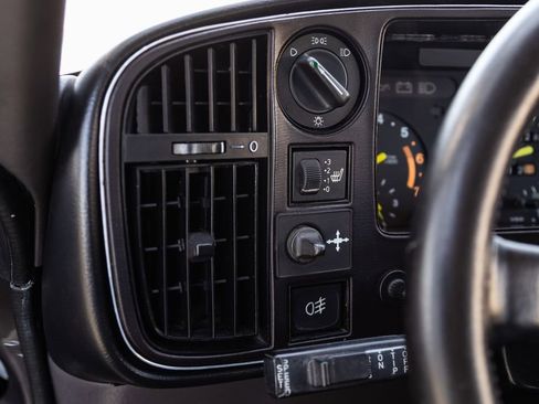 Used 1988 Saab 900 Turbo image 24