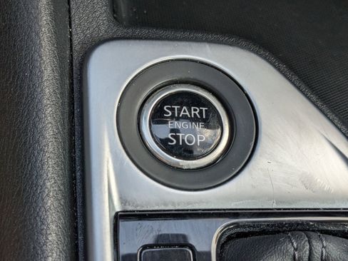 Used 2023 Nissan Sentra SV image 26