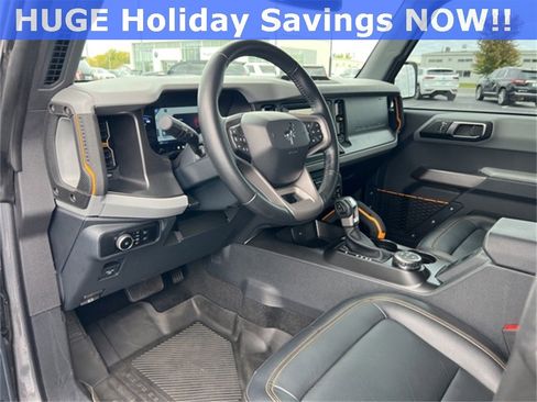 Used 2023 Ford Bronco Badlands w/ Sasquatch Package image 27