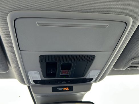 Used 2024 Honda Accord EX image 28