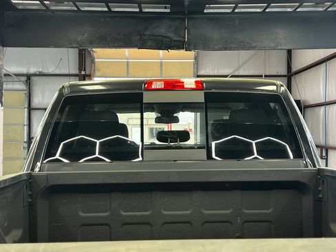Used 2017 RAM 2500 Big Horn AWD/4WD image 9