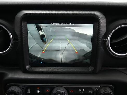 Used 2023 Jeep Wrangler Unlimited Sahara w/ Cold Weather Group AWD/4WD image 22