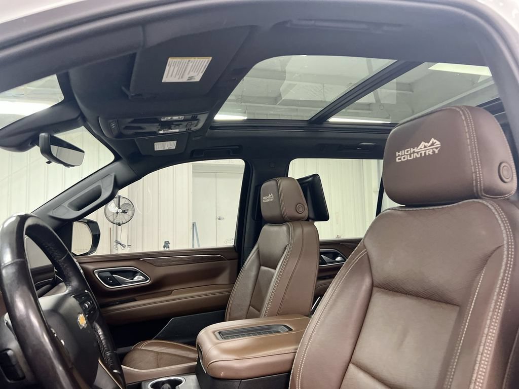 Used 2021 Chevrolet Tahoe High Country w/ Premium Package AWD/4WD image 20