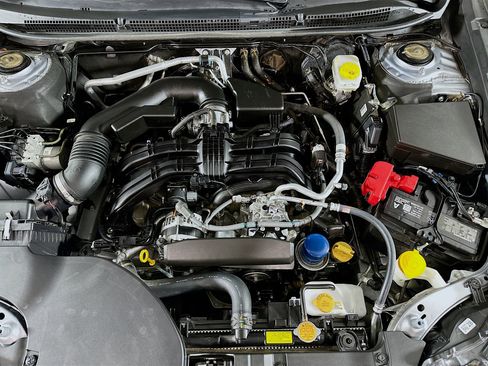 Used 2025 Subaru Outback Premium image 33