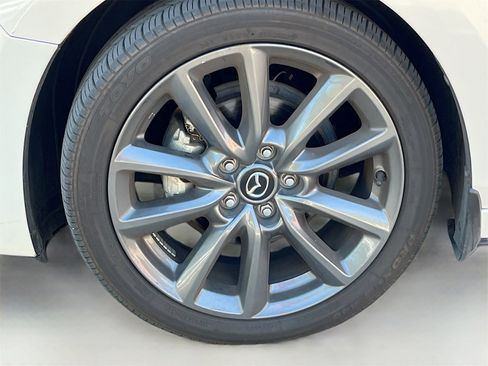Used 2024 MAZDA MAZDA3 s image 30