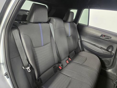 Used 2024 Toyota Corolla Cross SE image 17