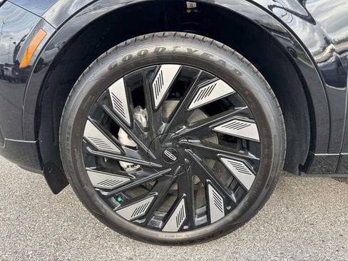 New 2026 Lincoln Nautilus Reserve image 7