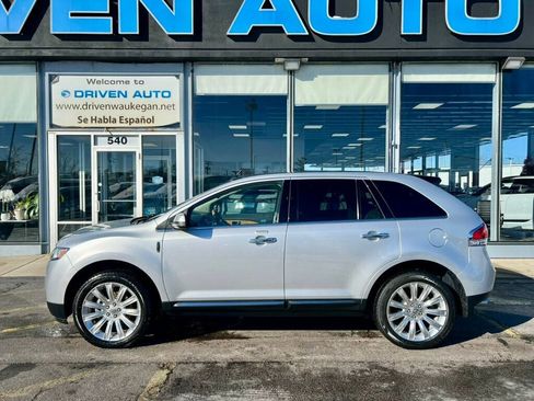 Used 2014 Lincoln MKX AWD w/ Equipment Group 102A image 2
