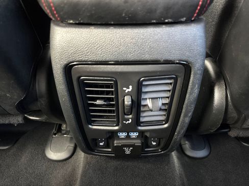Used 2025 Dodge Durango GT AWD/4WD image 22