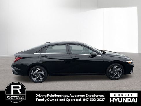 New 2026 Hyundai Elantra Limited FWD image 11