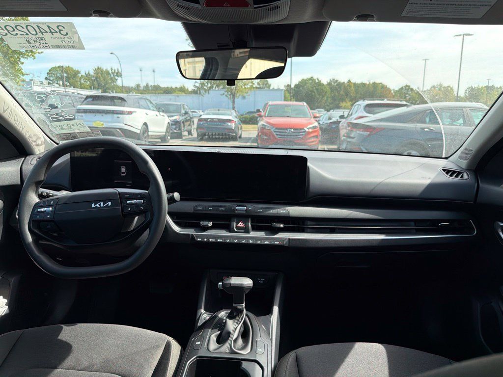 Used 2026 Kia K4 FWD image 24