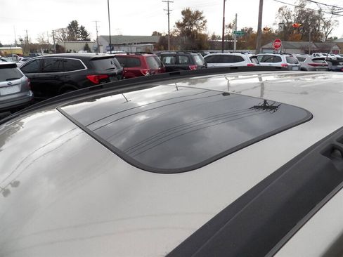 Used 2008 Jeep Compass Limited image 9