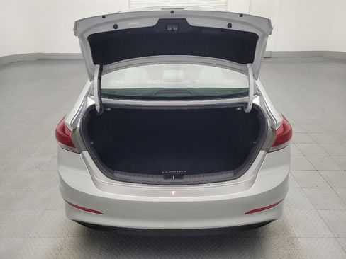 Used 2017 Hyundai Elantra SE image 29