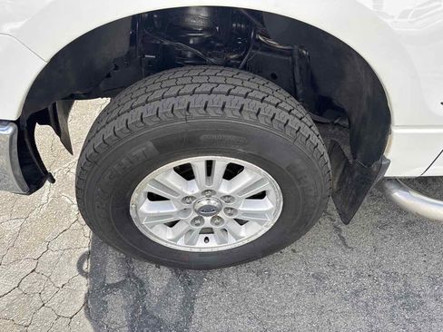 Used 2013 Ford F150 XLT w/ Mid Equipment Group image 13