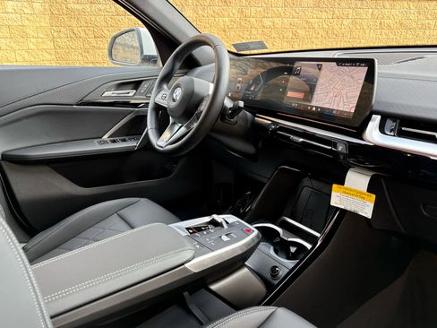 New 2026 BMW X2 xDrive28i w/ Convenience Package image 8
