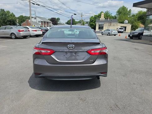 Used 2019 Toyota Camry LE w/ Carpet Mat Package FWD image 6