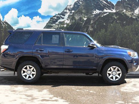 Used 2015 Toyota 4Runner Trail Premium image 2