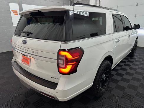 Used 2023 Ford Expedition Max Platinum AWD/4WD image 9