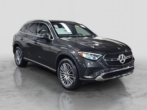 New 2026 Mercedes-Benz GLC 300 image 3