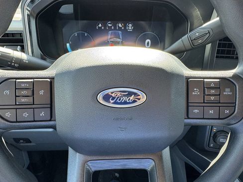 Used 2026 Ford F250 XLT w/ XLT Premium Package AWD/4WD image 22