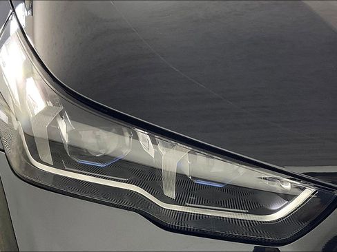 Certified 2026 BMW 530i xDrive w/ Premium Package image 29