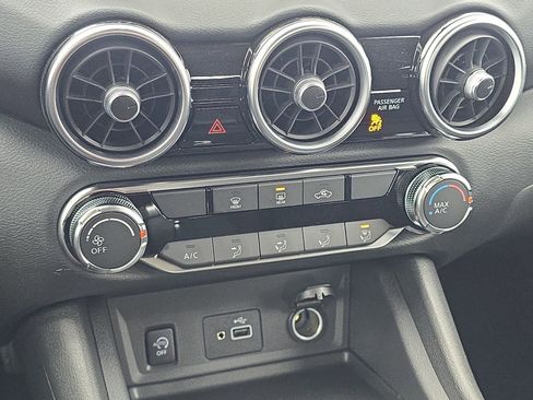 New 2025 Nissan Sentra S image 20