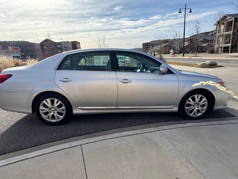 Used 2012 Toyota Avalon image 10