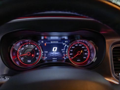 Used 2020 Dodge Charger Scat Pack RWD image 11