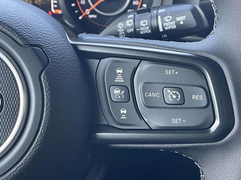 New 2026 Jeep Wrangler Unlimited Sport AWD/4WD image 31