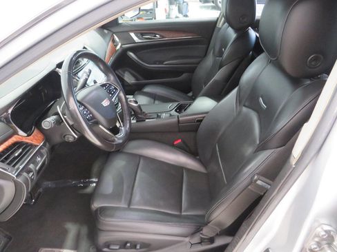 Used 2019 Cadillac CTS Luxury image 13