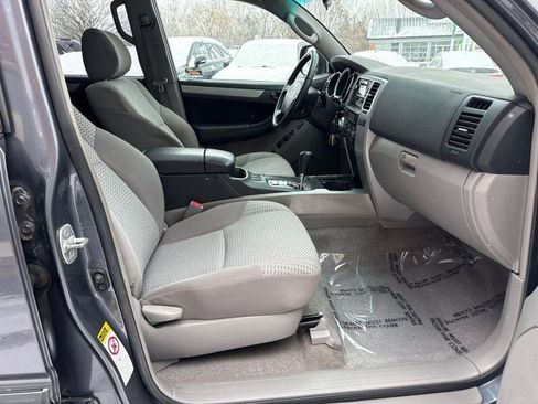 Used 2008 Toyota 4Runner SR5 image 17