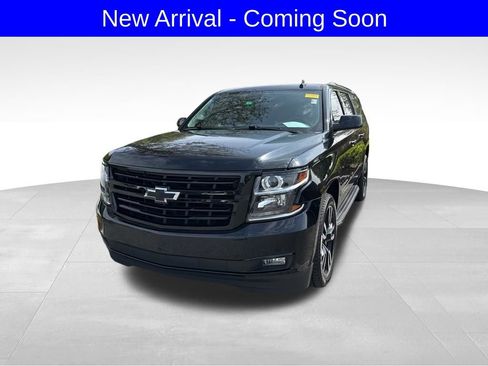 Used 2020 Chevrolet Suburban Premier w/ RST 6.2L Performance Edition image 2