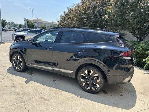 Used 2023 Kia Sportage X-Line w/ X-Line Premium Package AWD/4WD image 7