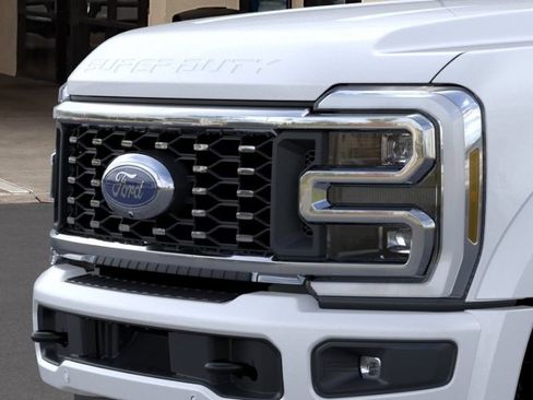 New 2026 Ford F450 Platinum w/ FX4 Off-Road Package AWD/4WD image 39