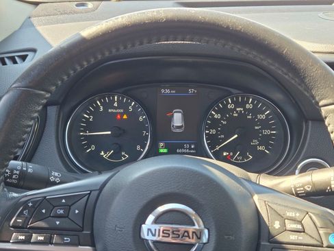 Used 2019 Nissan Rogue SL FWD image 42