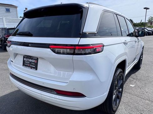New 2026 Jeep Grand Cherokee Limited AWD/4WD image 7