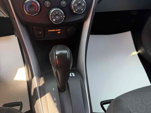 Used 2019 Chevrolet Trax LS w/ Tint and Cruise Package FWD image 23